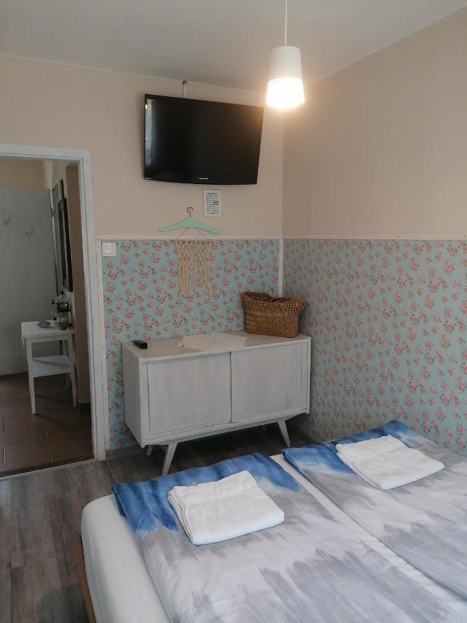 Menta Apartman Mezokovesd Exterior photo