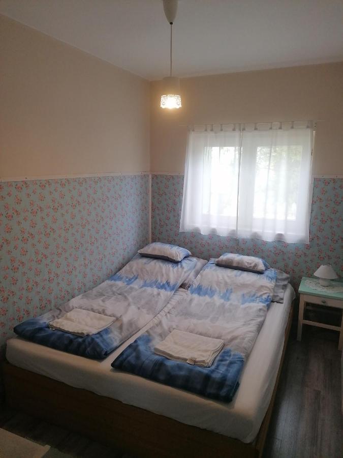 Menta Apartman Mezokovesd Exterior photo